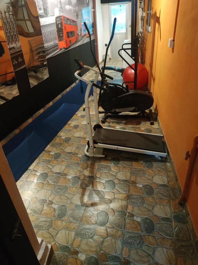 One And Only Apartment Негомбо Екстериор снимка