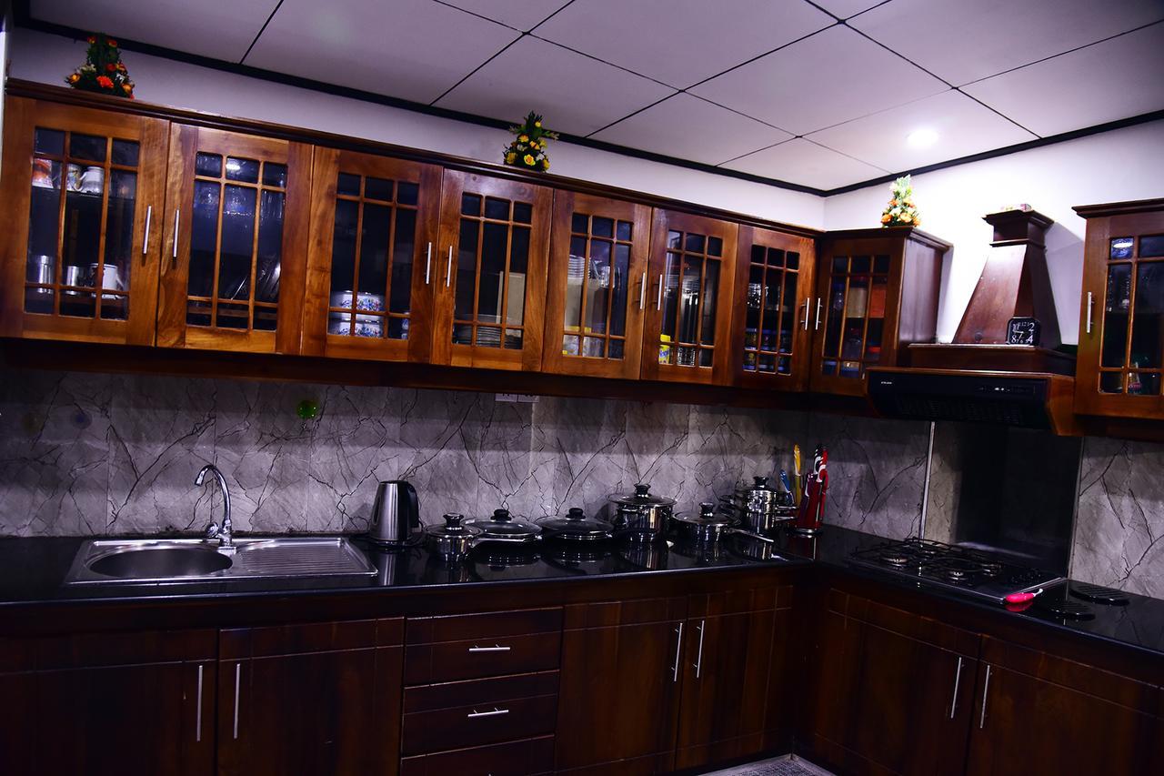 One And Only Apartment Негомбо Екстериор снимка