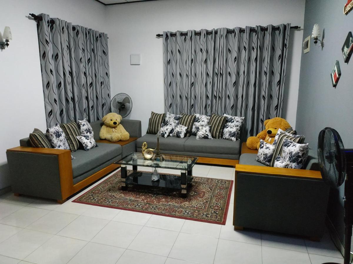 One And Only Apartment Негомбо Екстериор снимка